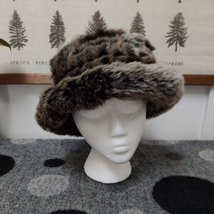 Parkhurst Faux Fur Animal Print Bucket Hat | Winter Cozy Plush Brown Grey